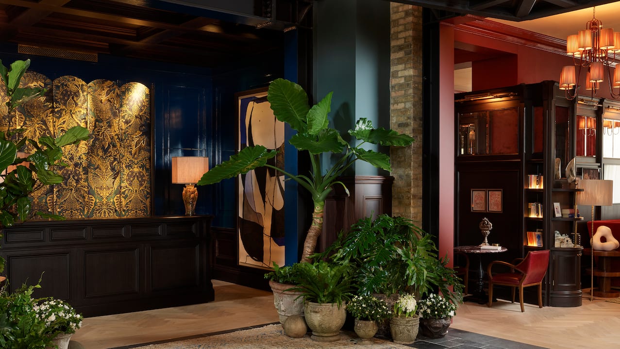 Hotel Lobby